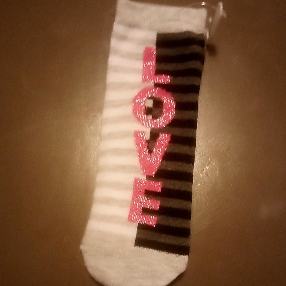 LOVE Socks - Picture 2 of 2